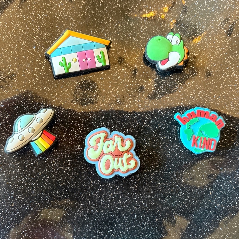 ♥️💖 Crocs Shoe Charms Jibbitz Yoshi Galactic Far Out Space Ship Set of 5